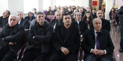 Yüksekova'da geniş katılımlı konferans düzenlendi