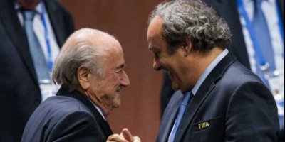 Blatter ve Platini’ye futboldan 8 yıl men cezası