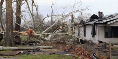 ABD’de sel ve hortum: 43 kişi öldü