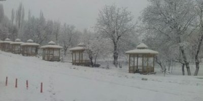 Çukurca'da kar yağışı