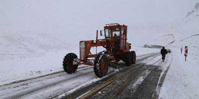 Iğdır'da 51 köy yolu ulaşıma kapandı