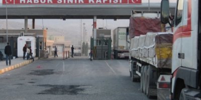 Habur Sınır Kapısı’ndan geçişler başladı