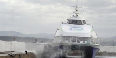 Deniz ulaşımına fırtına engel oldu