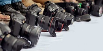 Gazetecilerden akademisyenlere destek