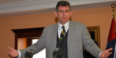 Feyzioğlu’na ‘Tayyip seninle gurur duyuyor’ protestosu