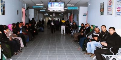 Başkale'ye atanan doktorlar, göreve başladı