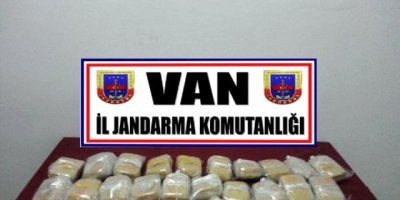 Van'da 16 Kilo Eroin Ele Geçti