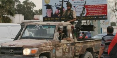 Libya'da ordu ve İslamcılar arasında çatışma: 12 ölü