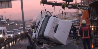 Trafik kazası: 3 kişi hayatını kaybetti