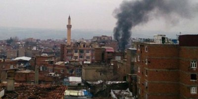 Sur'da 1 saatte 10 patlama