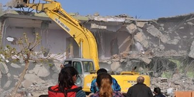 Silopi'de Beklenen o yıkımlar başladı