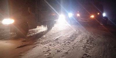 Hakkari-Van Yolunda Sürücüler Zor Anlar Yaşadı