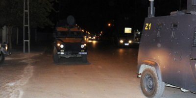 Van'da üç ayrı noktada zırhlı polis araçlarına saldırı