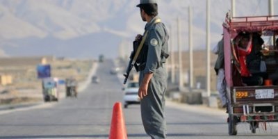 Taliban polis konvoyuna saldırdı: 6 ölü