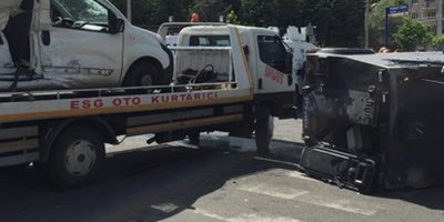 Zırhlı polis aracı takla attı: 4 yaralı