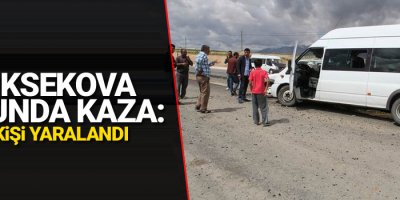 Yüksekova yolunda trafik kazası: 15 yaralı