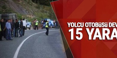 ​Yolcu otobüsü devrildi: 15 yaralı