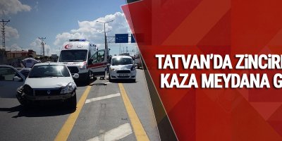 Tatvan'da zincirleme kaza: 5 araç bir birine girdi