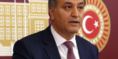 Toğrul: Vekillerimiz ortak savunmayı Kürtçe okuyabilir