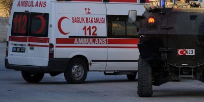 Diyarbakır'da polis aracına saldırı