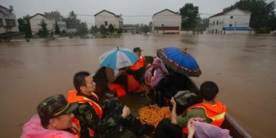 Yağış 50 kişinin ölümüne sebep oldu