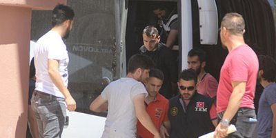 Hakkari'de 6 rütbeli asker adliyeye sevk edildi