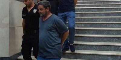 Mümtazer Türköne tutuklandı