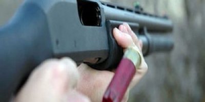 9 yaşındaki çocuk, kaza ile abisini vurdu