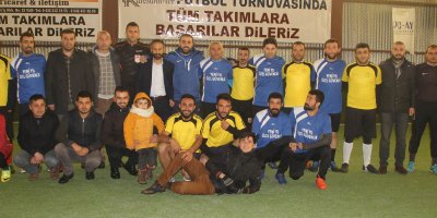 Van'da halı saha futbol turnuvası