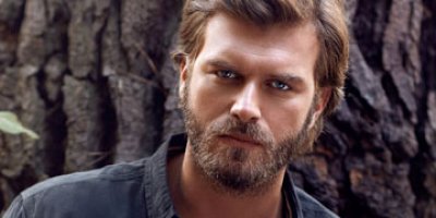 Gözleri görmeyen tilki ameliyat edildi