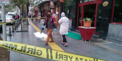 Otelin 6'ncı katından düşerek öldü