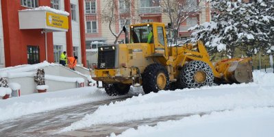 Bozüyük'te okullar pazartesi gününe hazır