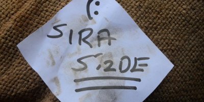 Esnafa 'gülücük'lü tehdit mesajı