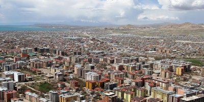 Van'da Bir belediyeye daha Kayyum