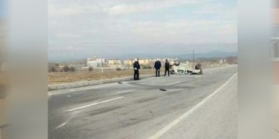 Trafik kazası: 1 ölü, 1 yaralı