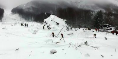 İtayla'da Kurtarma çalışmaları devam ediyor