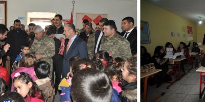 Yüksekova'da karne sevinci