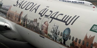 Suudi uçağına Kabe fotoğraflı tasarım