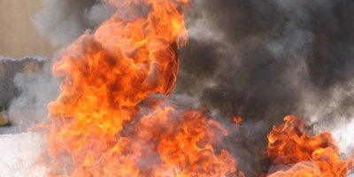 Patlayan tüp yangın çıkardı