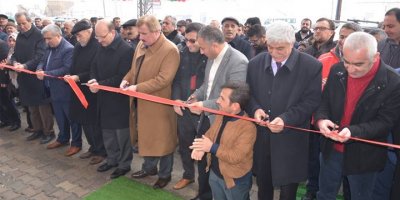 Yüksekova'da Cihan Mobilya 2'nci şubesini açtı