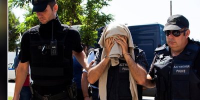 Yunanistan'dan 8 askerle ilgili açıklama