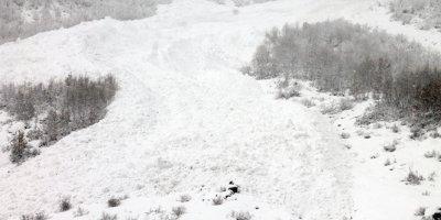 Beytüşşebap'ta çığ düştü