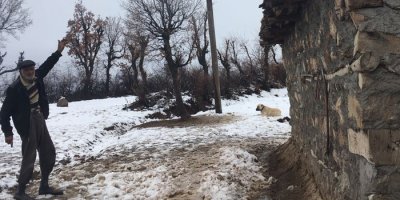 Üç yıldır elektrik olmadan yaşıyorlar