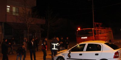 Refüjdeki ağaçları sökerek durabildi