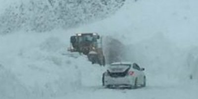 Kaymakam inen çığdan saniye farkı ile kurtuldu!