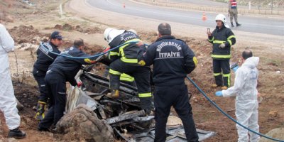 3 kişi yanarak can verdi