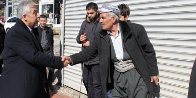 Vali Toprak Şemdinli’de incelemelerde bulundu