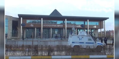 59 kadrolu memur işten çıkartıldı