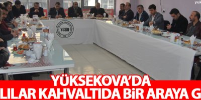 Yüksekova'da STK'lılar kahvaltıda bir araya geldi