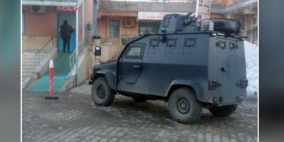 Başkale’de askeri araç kaza yaptı: 2 yaralı